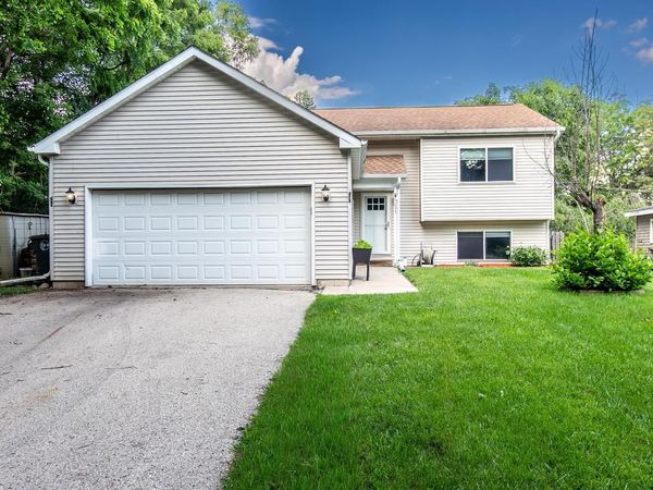 9033 271st AVENUE, Salem, WI 53168