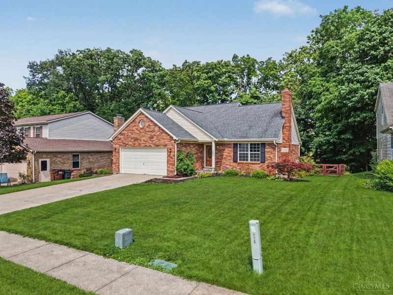 8684 Beckys Ridge Drive, Colerain Township, OH 45251 Photo 2