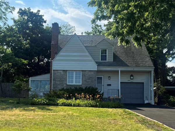 27 Keogh Lane , New Rochelle, NY 10805