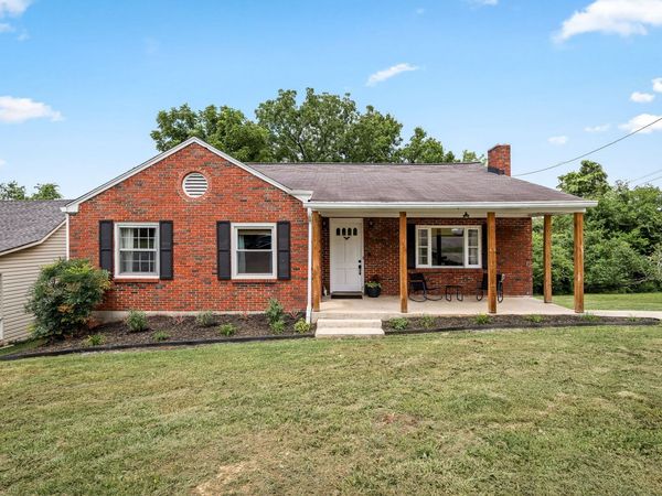 412 Lehman St , Woodbury, TN 37190