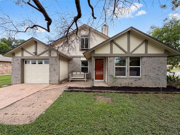 1301 Pitcairn DR, Pflugerville, TX 78660