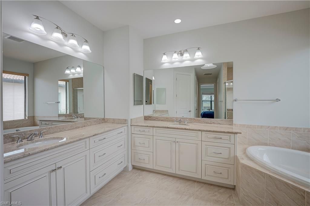 23231 Sanabria Loop, Bonita Springs, FL 34135 Photo