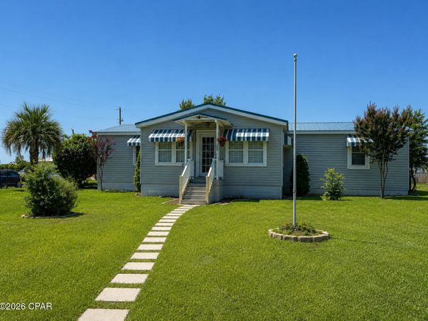 2218 E 2nd Street , Panama City, FL 32401