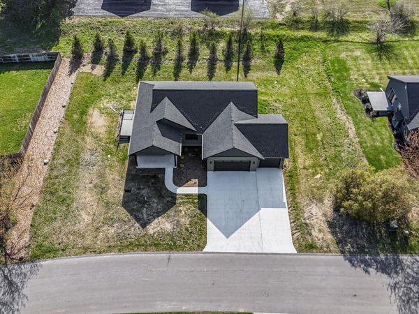 4054 Center Farm Lane, Traverse City, MI 49685