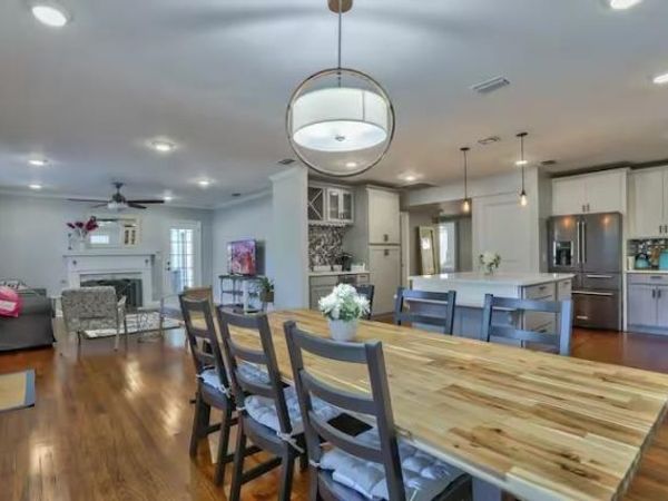 577 E Call Street , Tallahassee, FL 32301