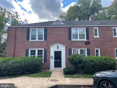 220 N THOMAS STREET, Unit 220-3, ARLINGTON, VA 22203