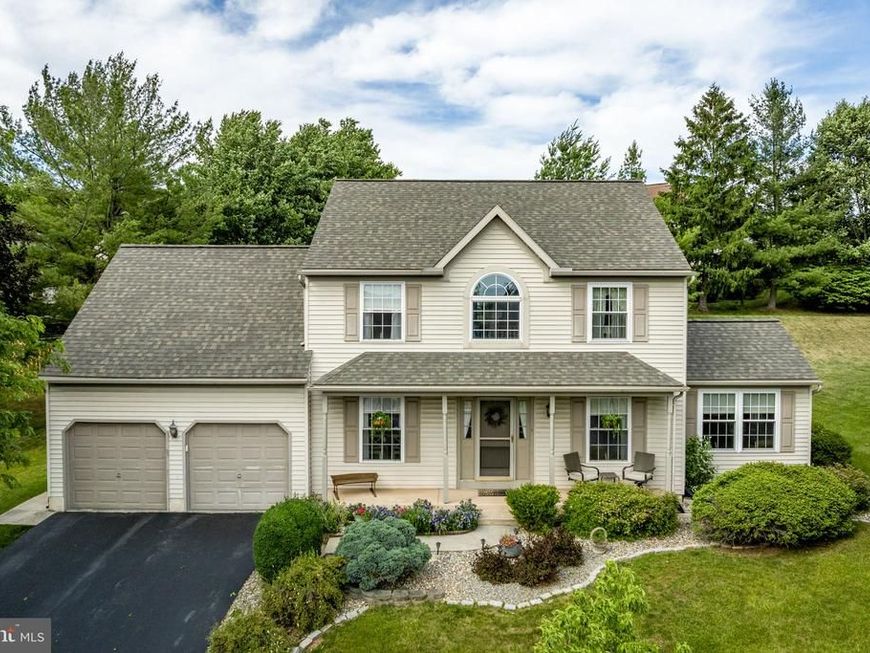 213 Willow Drive, Denver, PA 17517 Main Photo