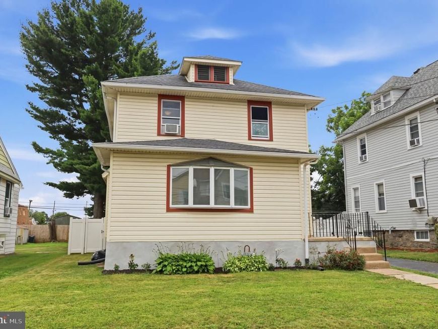 121 N Scott Avenue, Glenolden, PA 19036 Main Photo