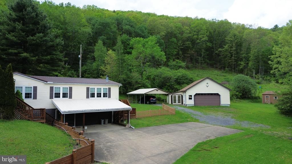 871 HILLCREST DRIVE, EMPORIUM, PA 15834