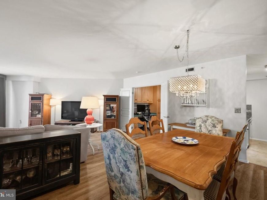 7111 Woodmont Avenue, Unit 709, Bethesda, MD 20815 Main Photo