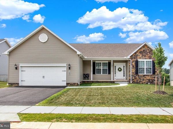 180 PATTERSON DRIVE , STEWARTSTOWN, PA 17363