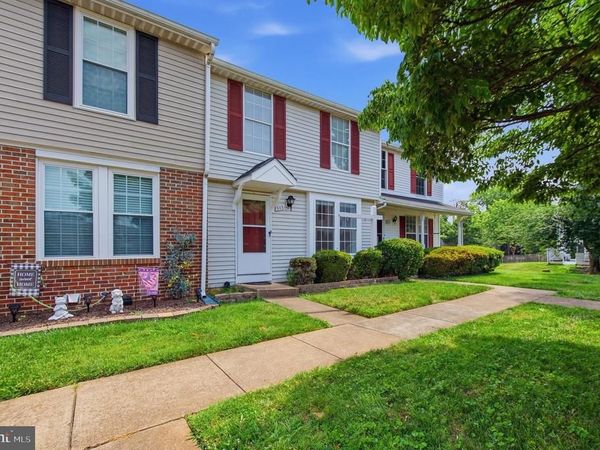 OAK LEAF COURT , WARRENTON, VA 20186