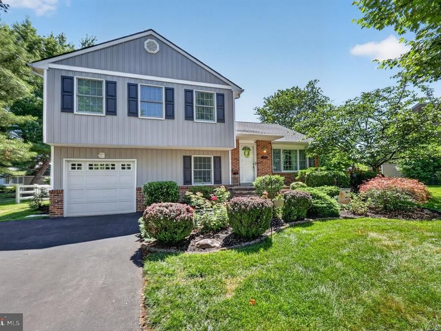 308 Hollow Branch Lane , Yardley, PA 19067 Main Photo