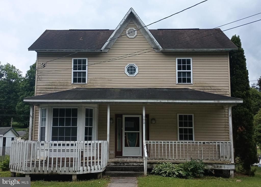 105 WALNUT STREET , FRIENDSVILLE, MD 21531