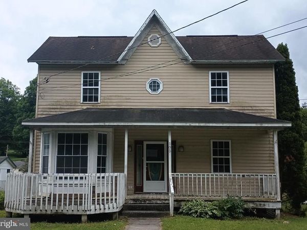 105 WALNUT STREET , FRIENDSVILLE, MD 21531