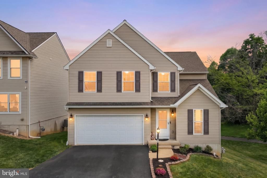 14 BARBERRY COURT , MANCHESTER, PA 17345