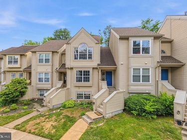 6104 STONEPATH CIRCLE , CENTREVILLE, VA 20120