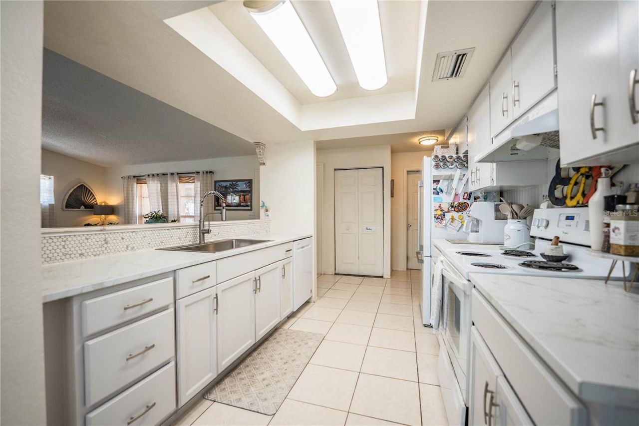 14803 Sunset Drive , Largo, FL 33774 Photo