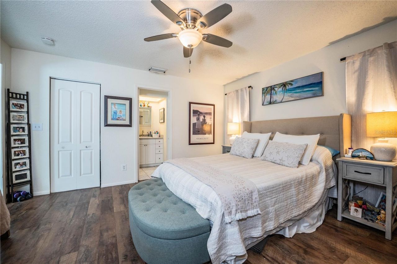 14803 Sunset Drive , Largo, FL 33774 Photo