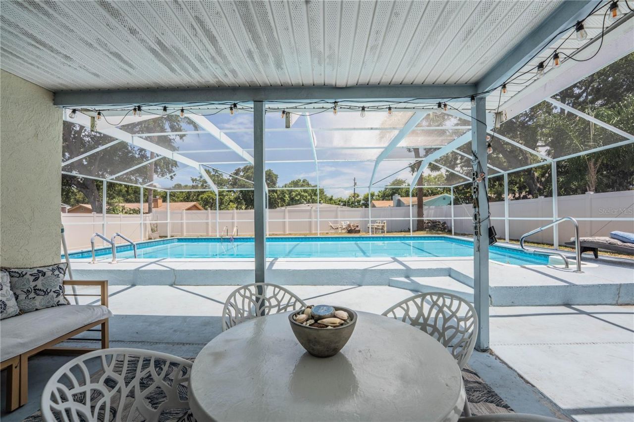 14803 Sunset Drive , Largo, FL 33774 Photo
