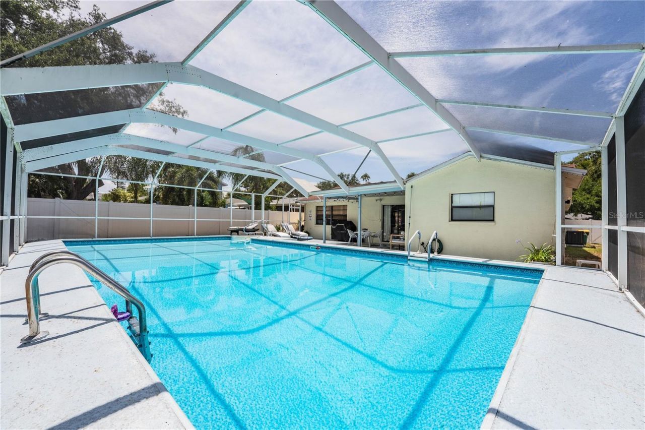 14803 Sunset Drive , Largo, FL 33774 Photo