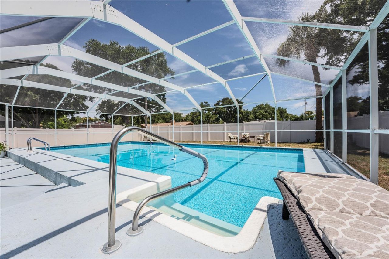 14803 Sunset Drive , Largo, FL 33774 Photo