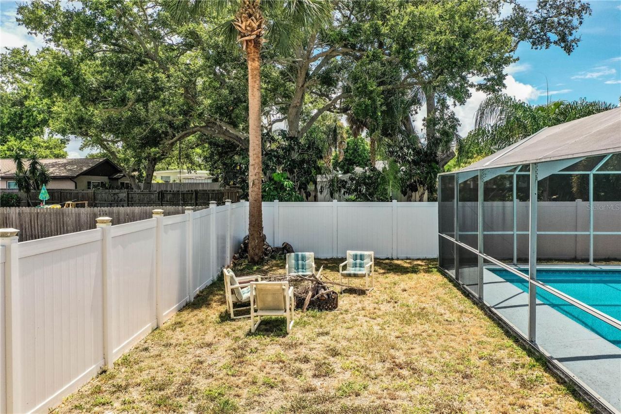 14803 Sunset Drive , Largo, FL 33774 Photo