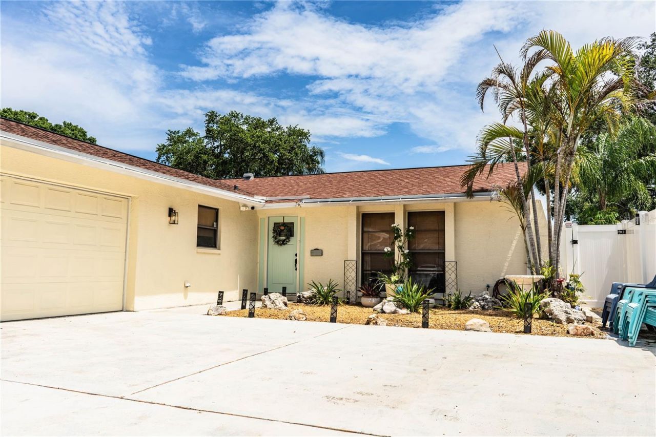 14803 Sunset Drive , Largo, FL 33774 Photo