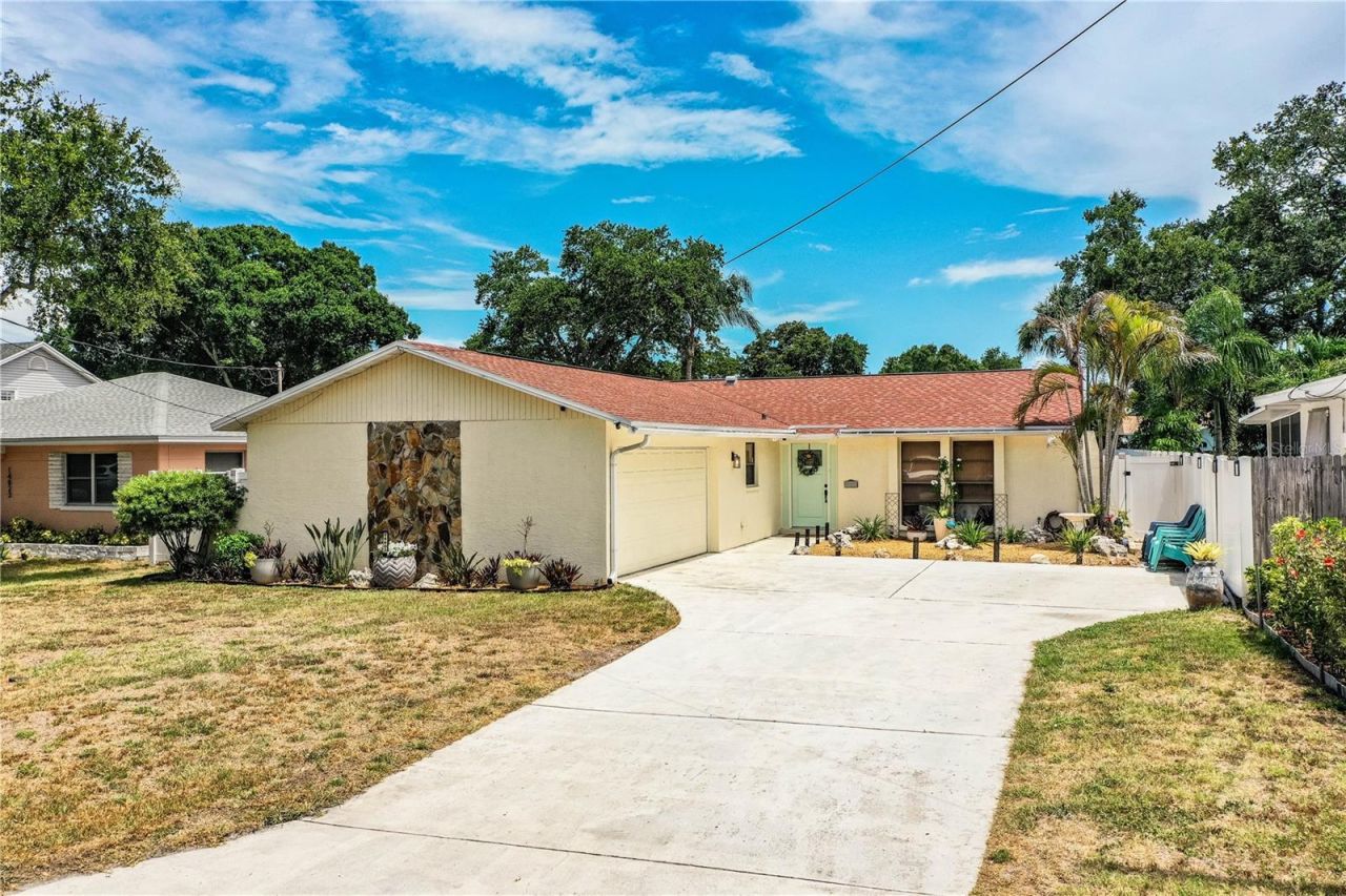 14803 Sunset Drive , Largo, FL 33774 Photo