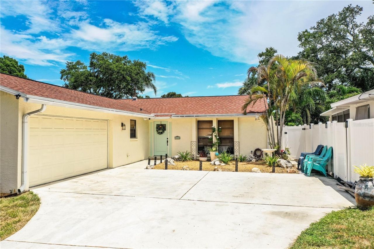 14803 Sunset Drive , Largo, FL 33774 Photo