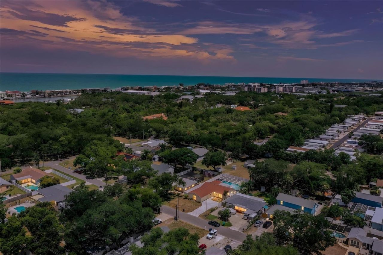 14803 Sunset Drive , Largo, FL 33774 Photo