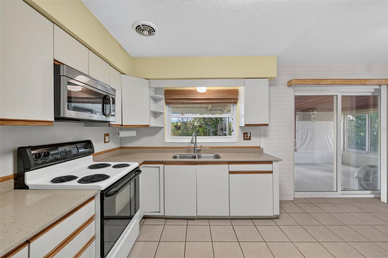 2864 62nd Avenue S, Saint Petersburg, FL 33712 Photo