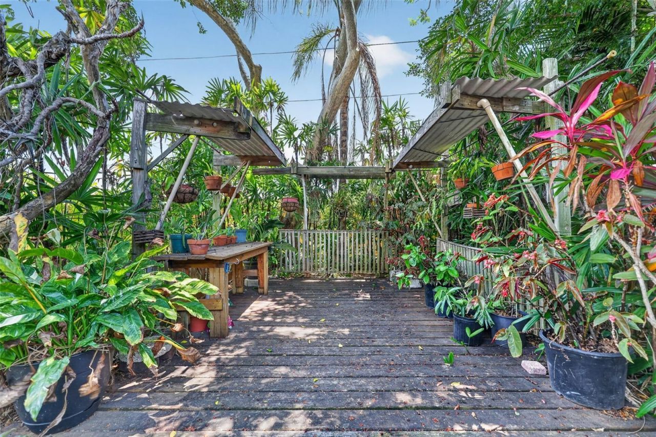 2864 62nd Avenue S, Saint Petersburg, FL 33712 Photo