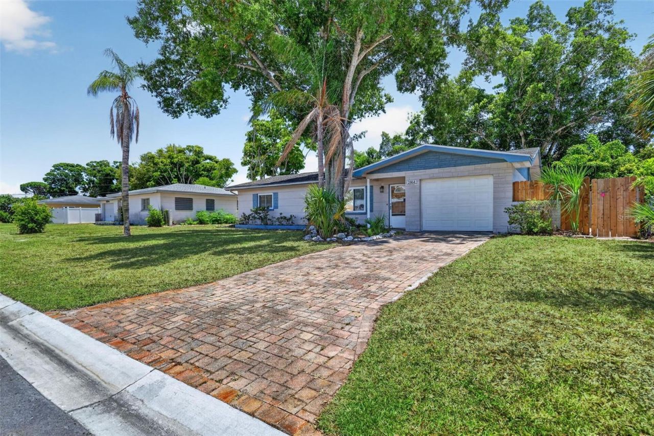 2864 62nd Avenue S, Saint Petersburg, FL 33712 Photo