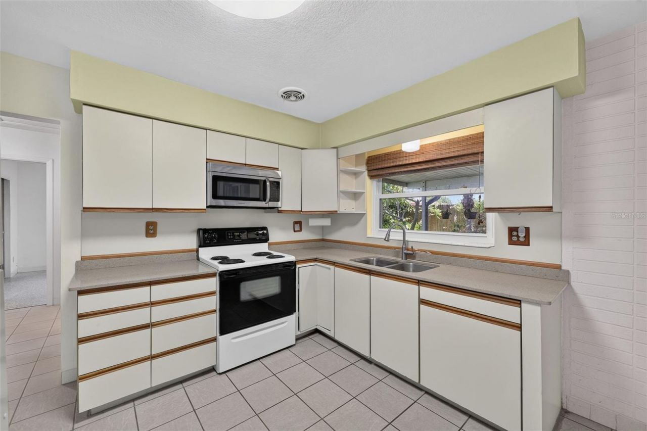 2864 62nd Avenue S, Saint Petersburg, FL 33712 Photo