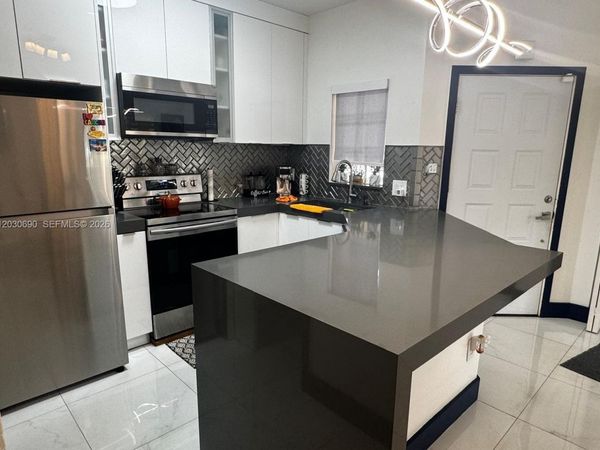 18306 NW 68th Ave , Unit A, Hialeah, FL 33015
