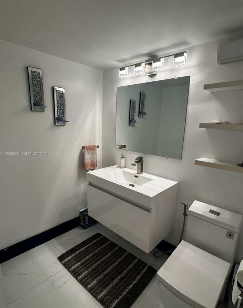 18306 NW 68th Ave , Unit A, Hialeah, FL 33015 Photo