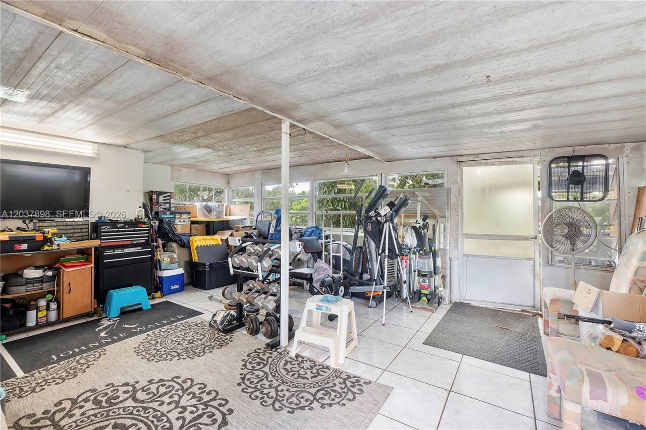 7560 Granada Blvd, Miramar, FL 33023 Photo