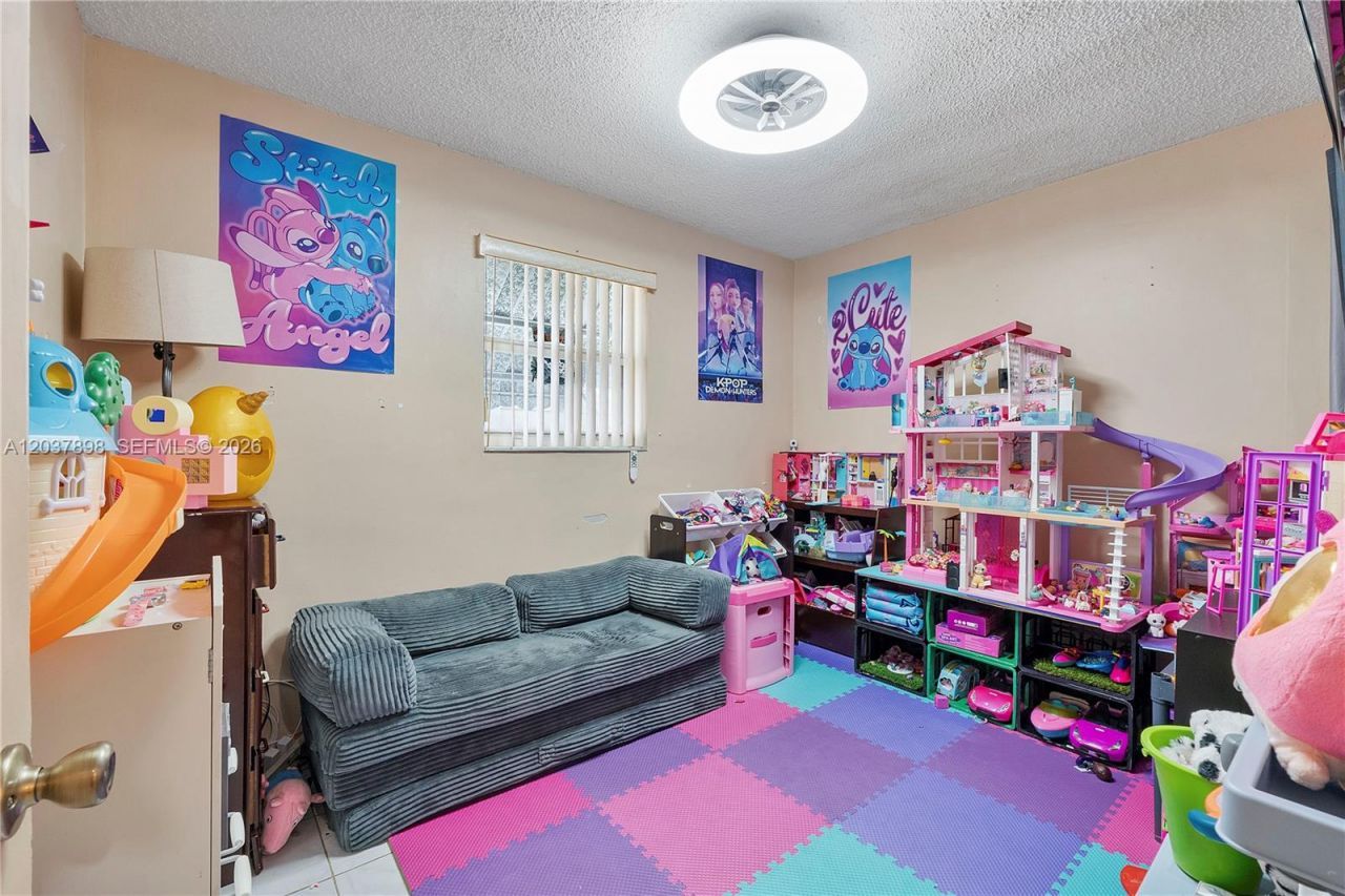 7560 Granada Blvd, Miramar, FL 33023 Photo
