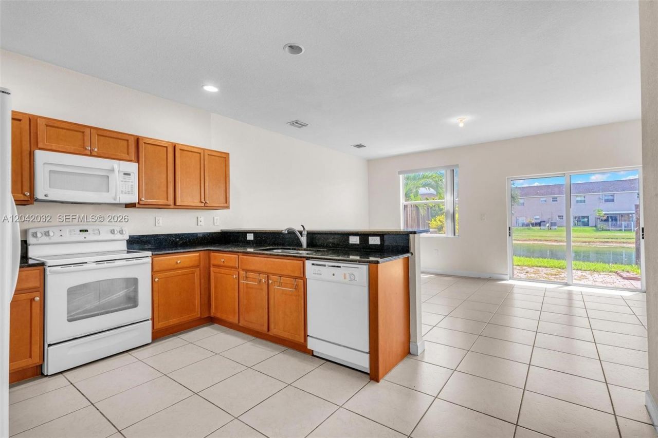 9011 SW 227th St , Unit 1, Cutler Bay, FL 33190 Photo