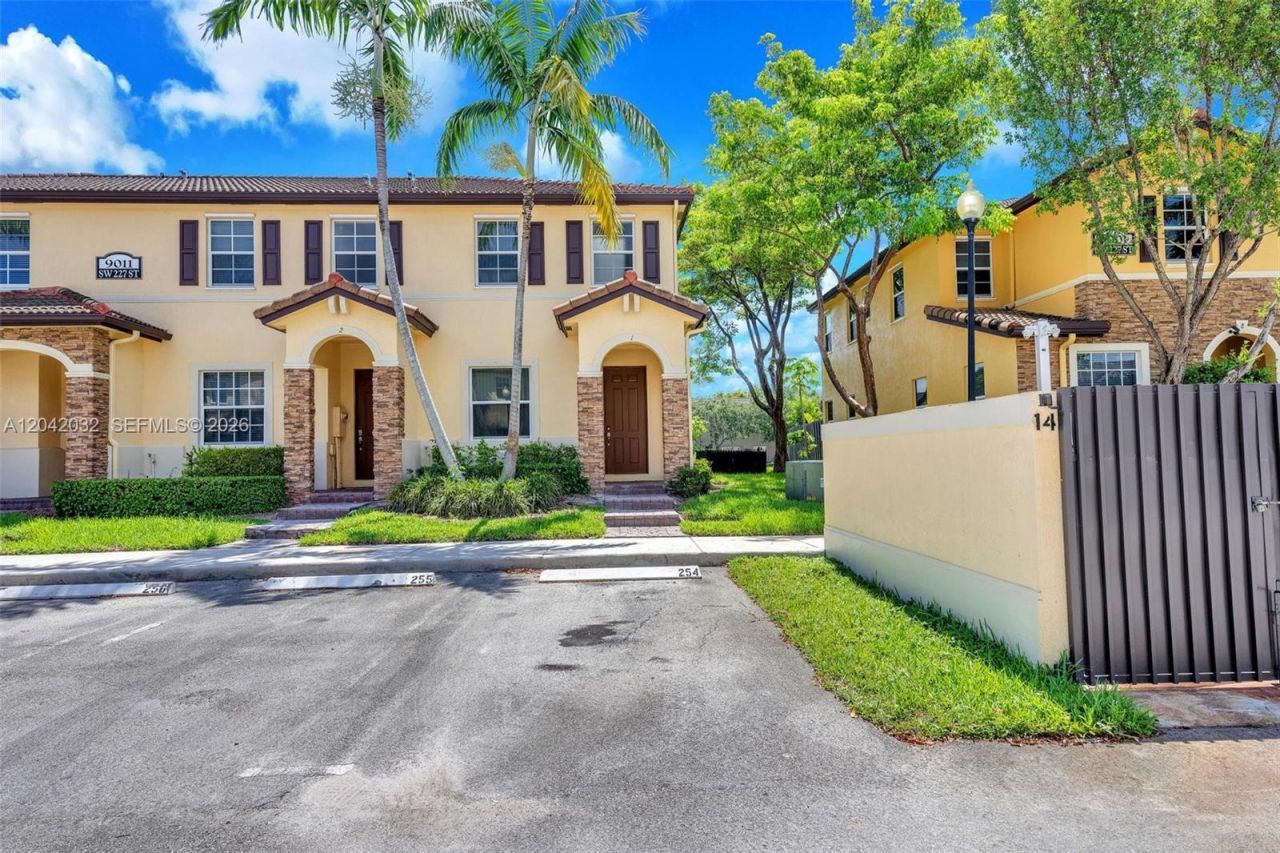 9011 SW 227th St , Unit 1, Cutler Bay, FL 33190 Photo