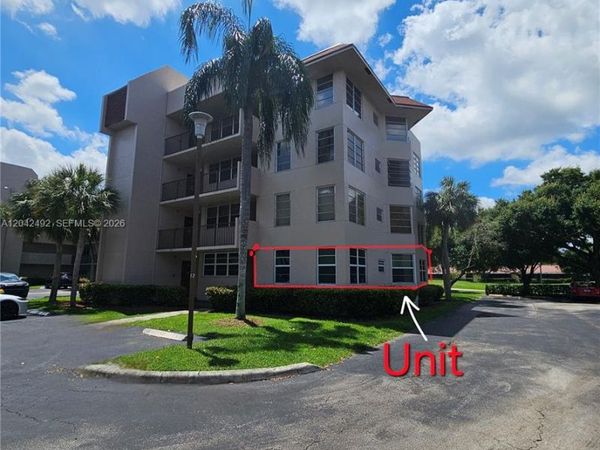 9520 Seagrape Dr , Unit 106, Davie, FL 33324