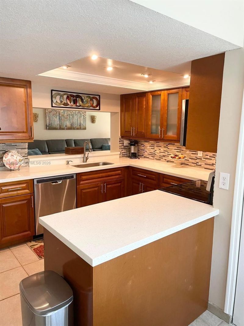 9520 Seagrape Dr , Unit 106, Davie, FL 33324 Photo