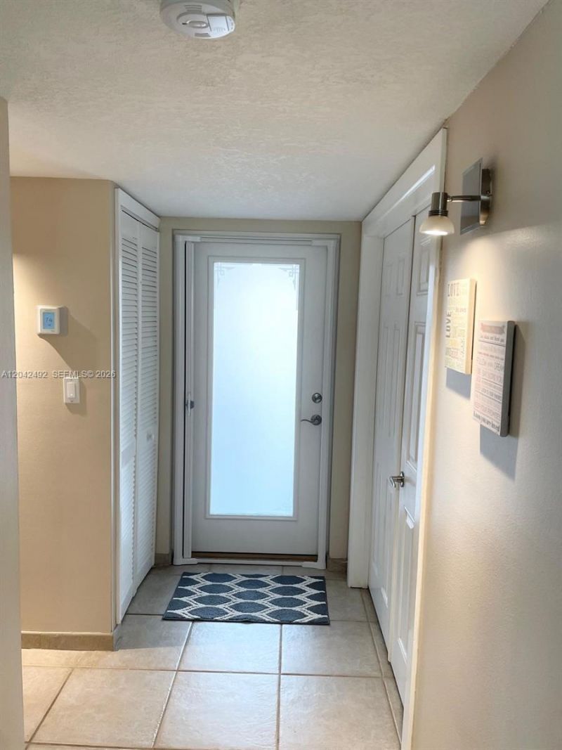 9520 Seagrape Dr , Unit 106, Davie, FL 33324 Photo