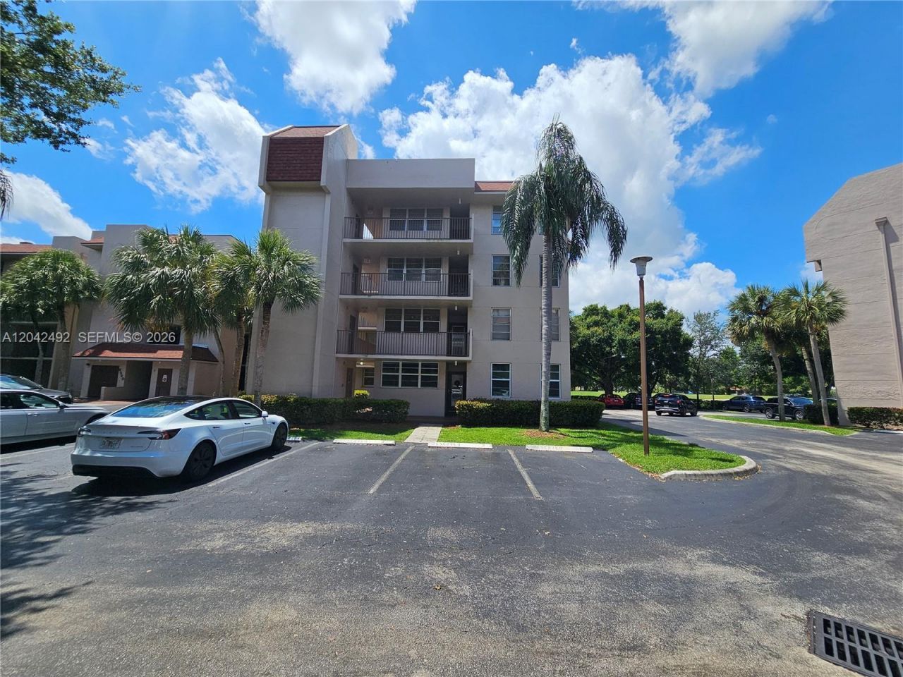 9520 Seagrape Dr , Unit 106, Davie, FL 33324 Photo