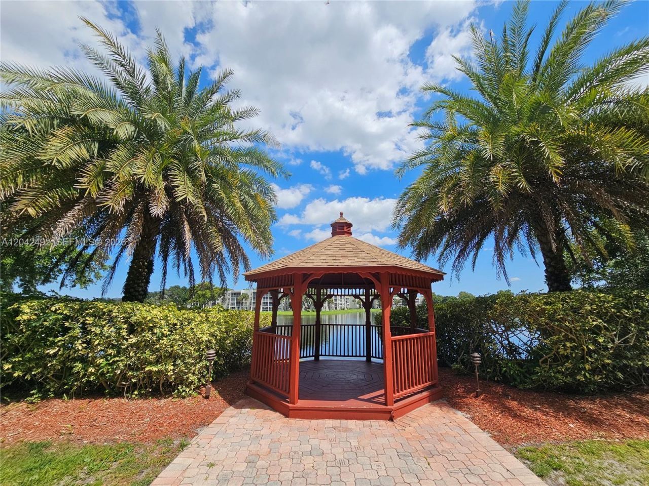 9520 Seagrape Dr , Unit 106, Davie, FL 33324 Photo
