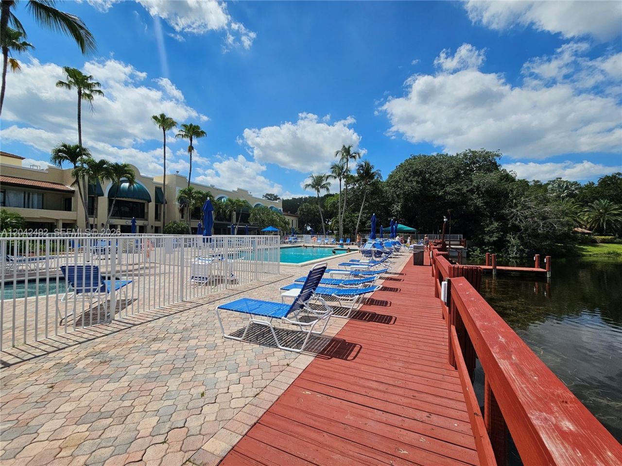 9520 Seagrape Dr , Unit 106, Davie, FL 33324 Photo