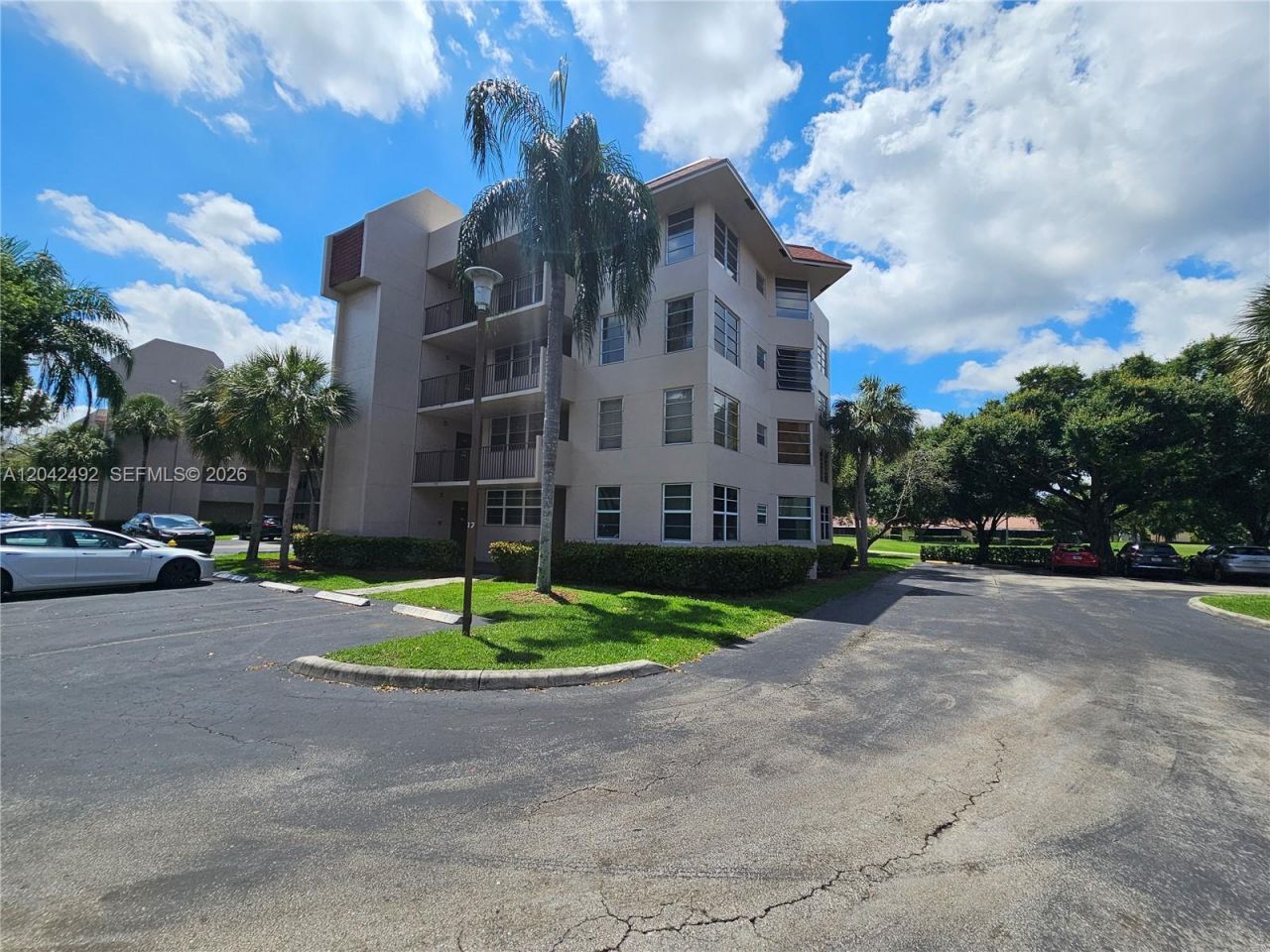 9520 Seagrape Dr , Unit 106, Davie, FL 33324 Photo