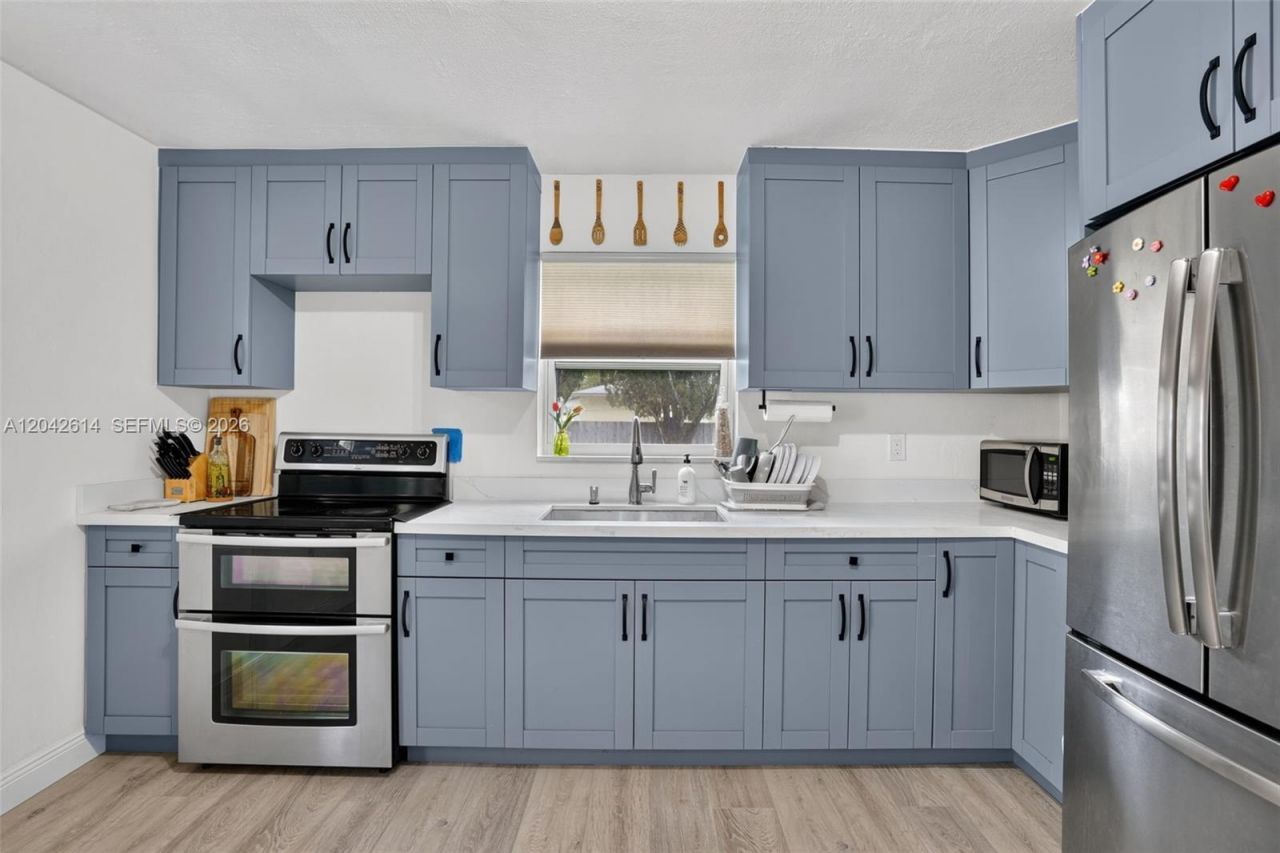 2446 Mckinley St , Hollywood, FL 33020 Photo