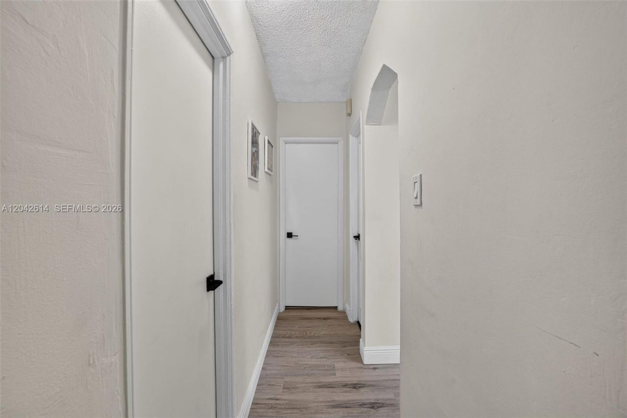 2446 Mckinley St , Hollywood, FL 33020 Photo